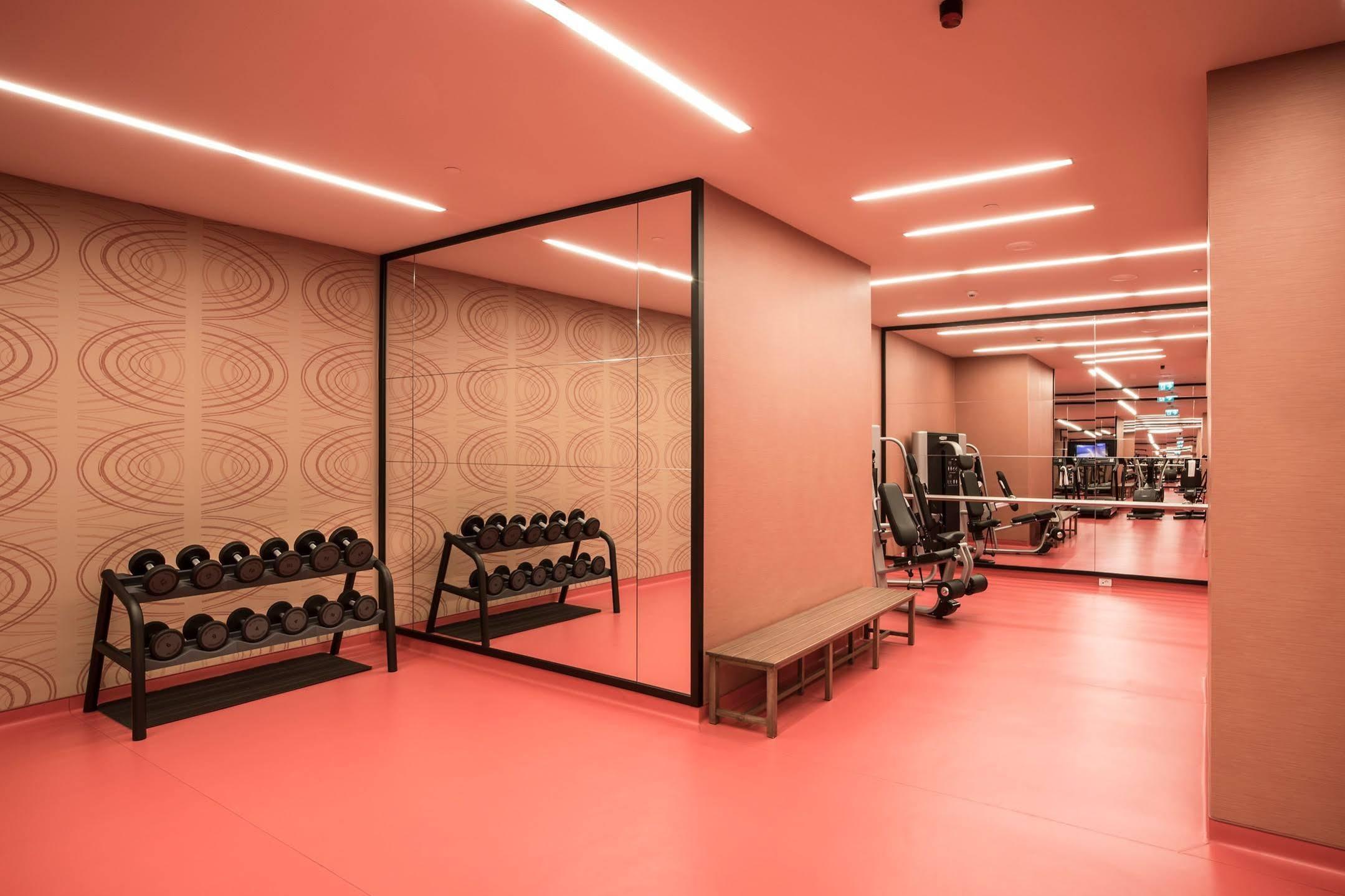 Delta Hotels By Marriott Istanbul Levent Экстерьер фото